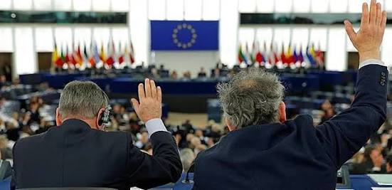Avrupa Parlamentosu Afrin konusunda Türkiye’yi uyardı!