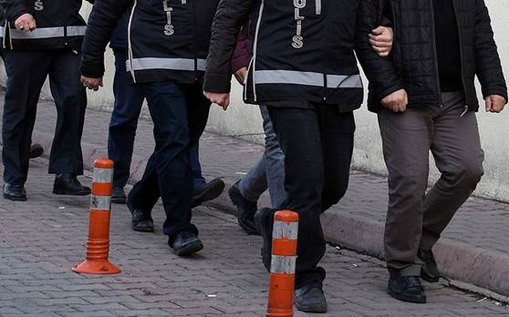 Eski HDP'li vekilinde aralarında bulunduğu onlarca kişiye gözaltı